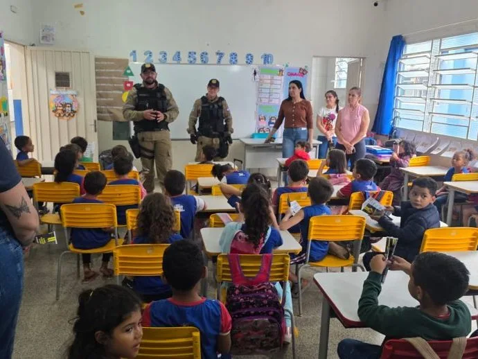 Ações educativas do DEPTRAN em Três Lagoas durante a Semana Nacional de Trânsito