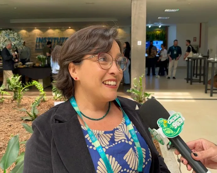 Pesquisadora destaca soluções sustentáveis em workshop internacional