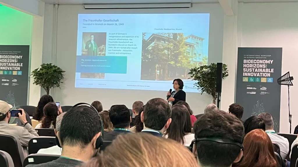 Pesquisadora destaca soluções sustentáveis em workshop internacional