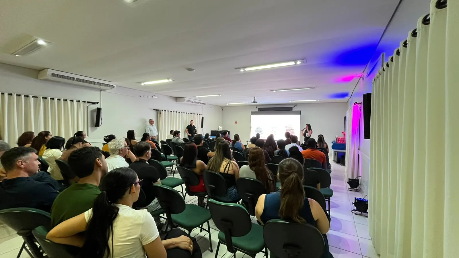 Saúde mental no trabalho é tema de palestra em Três Lagoas
