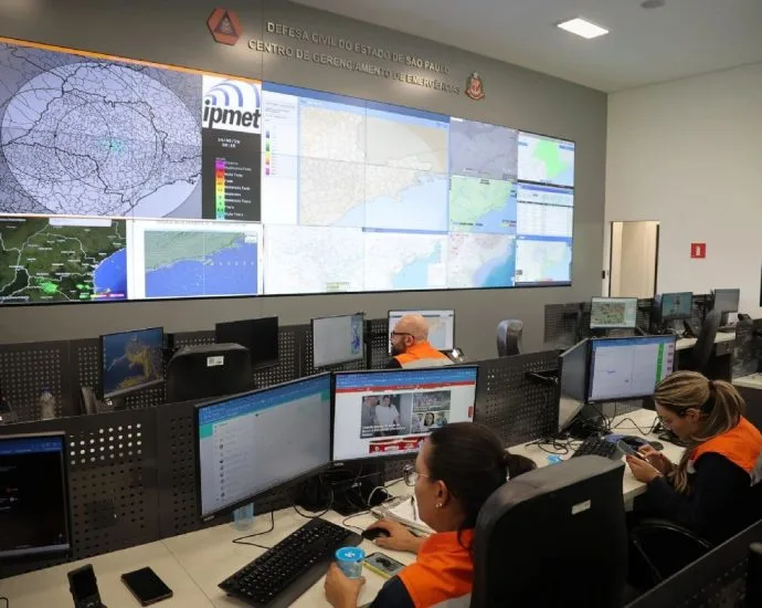 Alerta de Tempestade em São Paulo Suspende Aulas em Escolas da Capital e do Interior