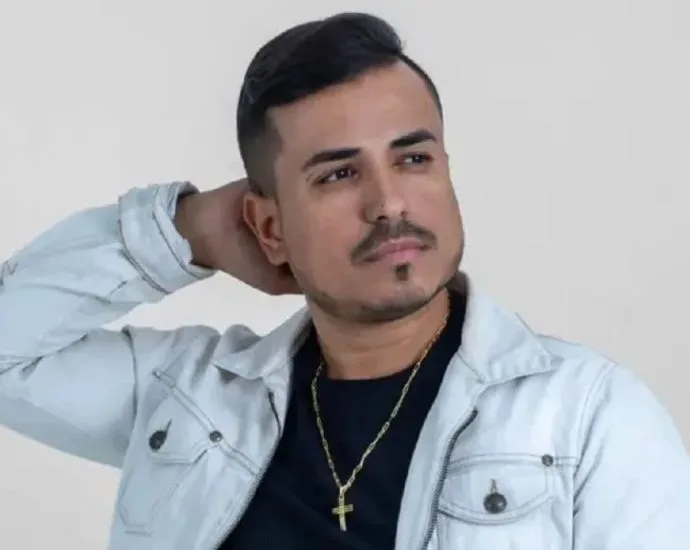 Cantor sertanejo perde a vida em acidente de carro em São Paulo