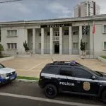 Homem detido ao tentar viajar com adolescente em Araçatuba