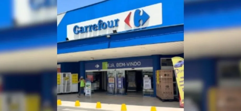 Promotor de Vendas Denuncia Fiscal de Hipermercado por Injúria Racial Promotor de Vendas Denuncia Fiscal de Hipermercado por Injúria Racial