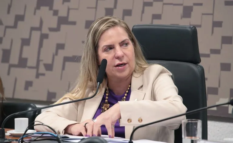 Tecnologias Inovadoras Facilitam Atendimento a Mulheres Vítimas de Violência em São Paulo Audiência Pública - Uso de tecnologias como ferramentas de apoio no combate à violência contra mulheres. Dep. Luizianne Lins (REDE - CE)