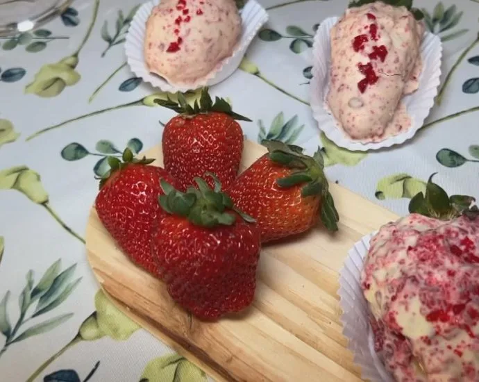 Morango cravejado conquista confeitarias em São José do Rio Preto