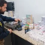 Casal é detido com anabolizantes e produtos contrabandeados na BR-153
