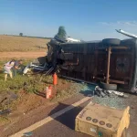 Colisão entre van e carro resulta em cinco mortes na BR-163 em Itaquiraí