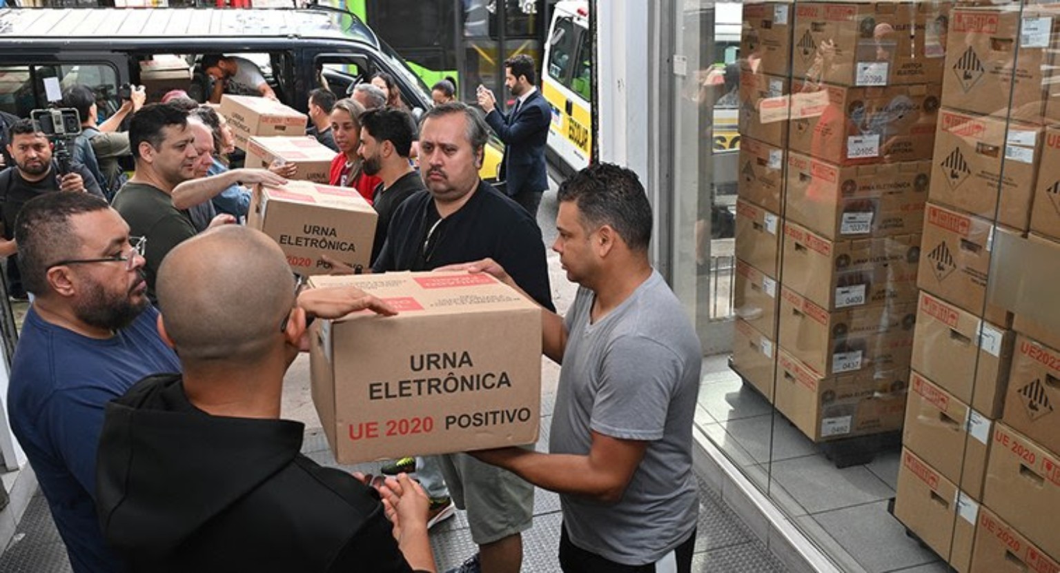 Eleições 2026: fiscalizadores definem urnas para os Testes de