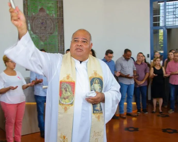 Padre Rogério deixa a UTI, informa Diocese de Três Lagoas