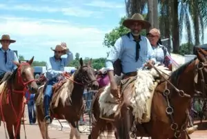 19ª Cavalgada Sul-Mato-Grossense do Arapuá reúne mais de 28 comitivas