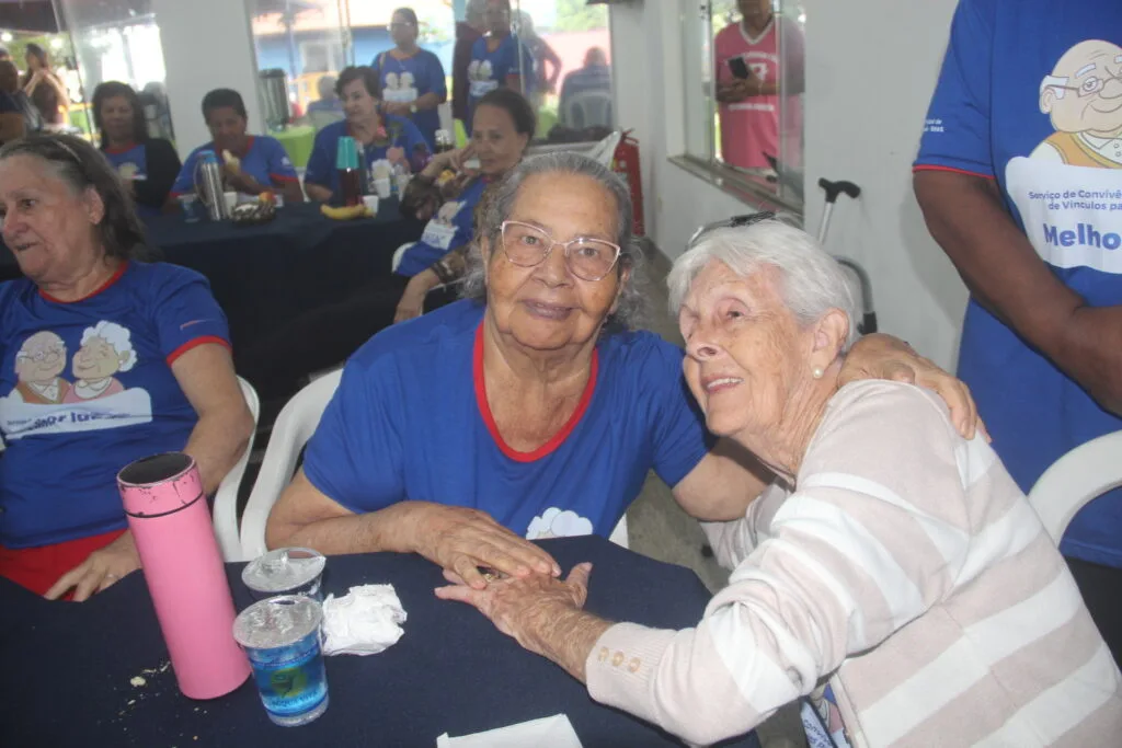 Três Lagoas celebra o Dia Nacional do Idoso com confraternização no ‘Tia Nega’