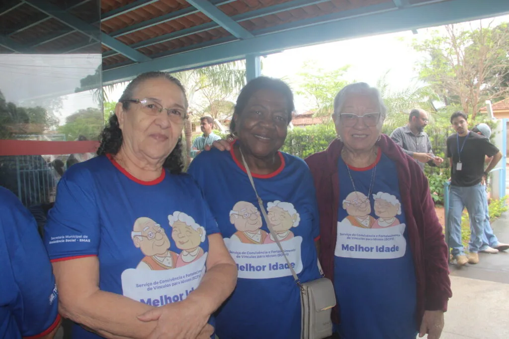 Três Lagoas celebra o Dia Nacional do Idoso com confraternização no ‘Tia Nega’