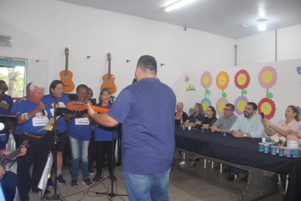 Três Lagoas celebra o Dia Nacional do Idoso com confraternização no ‘Tia Nega’