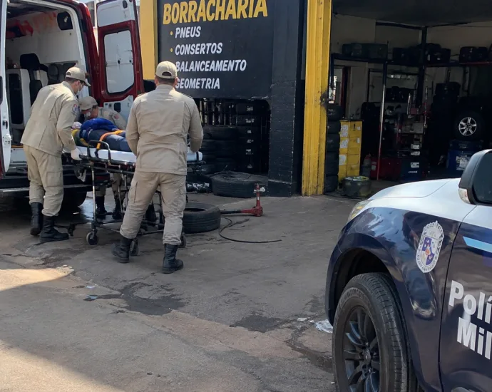Três Lagoas: trabalhador fica ferido após golpe com barra de ferro