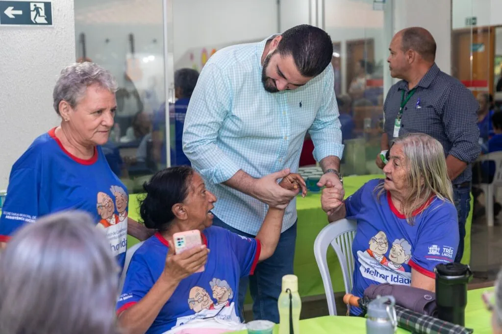 Três Lagoas celebra o Dia Nacional do Idoso com confraternização no ‘Tia Nega’