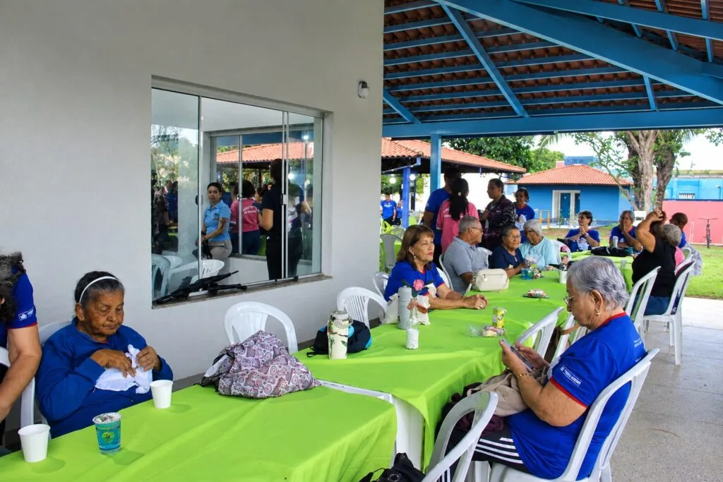 Três Lagoas celebra o Dia Nacional do Idoso com confraternização no ‘Tia Nega’