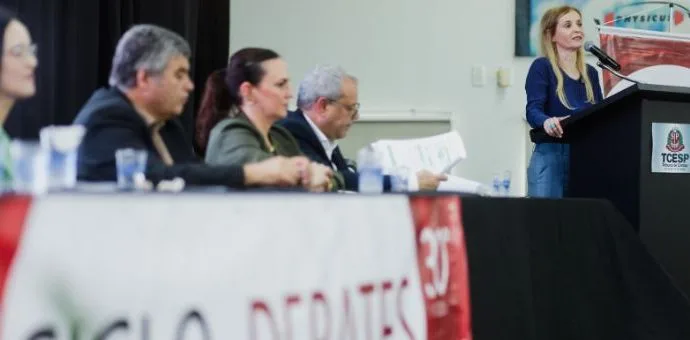 Ciclo de Debates do TCESP reúne 200 pessoas em Auriflama