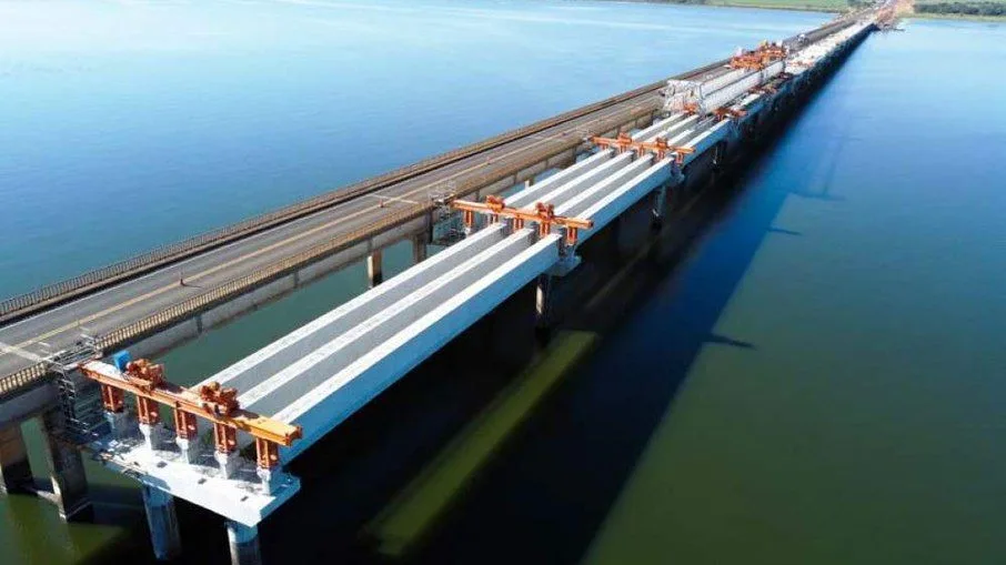 Duplicação da ponte da SP-333 entre Novo Horizonte e Pongaí chega a 92%