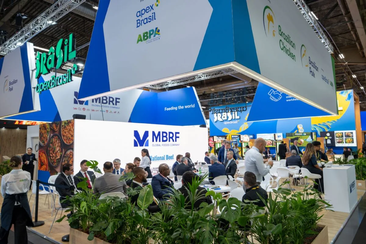 MBRF amplia vendas internacionais e leva estratégia multiproteína à SIAL Paris
