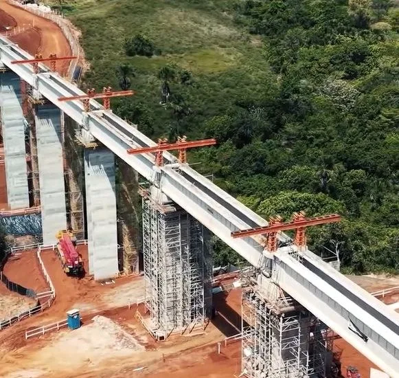 Projeto Sucuriú conclui instalação de vigas em ponte ferroviária