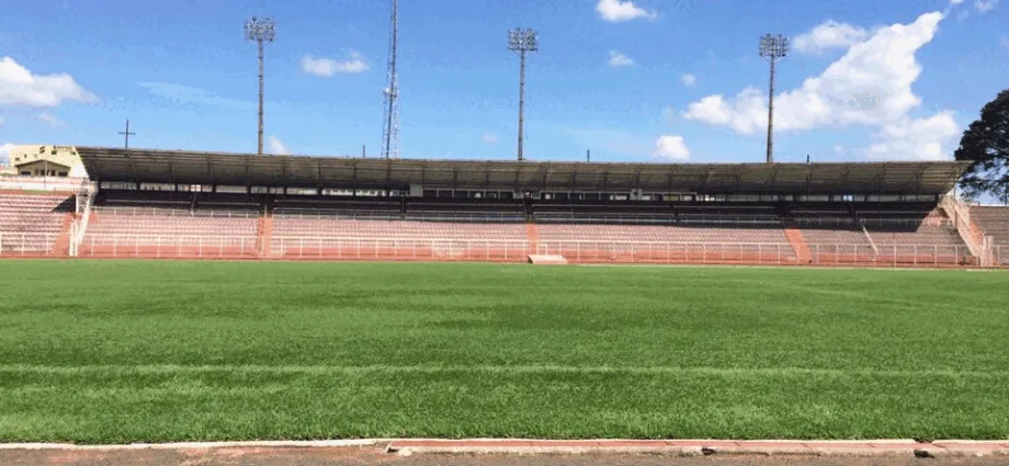 Reforma do Estádio Municipal de Castilho segue sem obra; licitação é remarcada