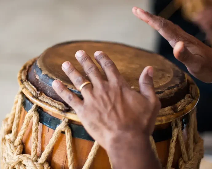 TJ/SP condena homem por incitação à violência contra religiões de matriz africana