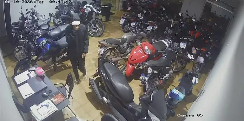 Suspeito furta quatro motos de loja em Três Lagoas Suspeito furta quatro motos de loja em Três Lagoas
