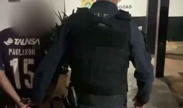 Foragido da Justiça é preso pela PM com pena restante em Três Lagoas Foragido da Justiça é preso pela PM com pena restante em Três Lagoas